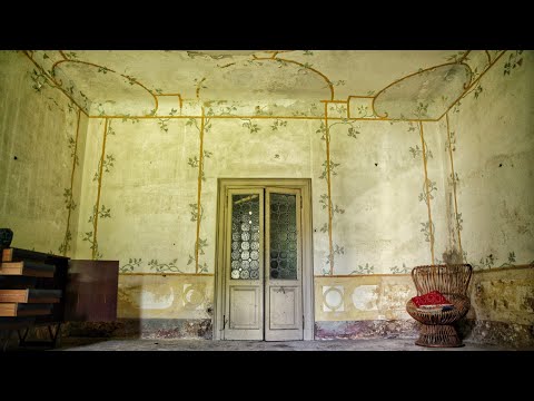 Nelle catacombe di questa villa abbandonata vennero riesumati resti di Santi! | Urbex MJ