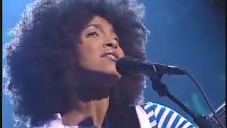 Esperanza Spalding I Know You Know on Jimmy Kimmel Live
