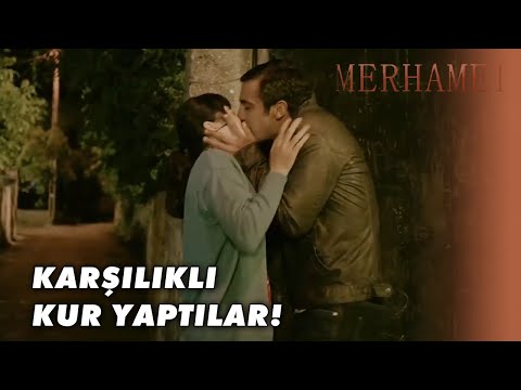 Fırat, Köyde Narin'i Öptü! - Merhamet 14. Bölüm