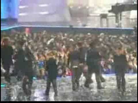 061125 MKMF 強特擁抱牽手下臺