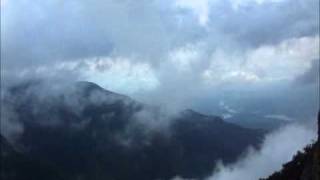 preview picture of video 'View from the World's End, Horton Plains National Park, Sri Lanka'