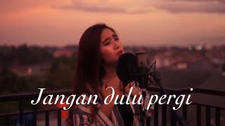 Download lagu SEVENTEEN - Jangan dulu Pergi ( COVER ) mp3 Download lagu SEVENTEEN - Jangan dulu Pergi ( COVER ) mp3