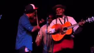 Dom Flemons - Polly Put The Kettle On (Murat Egyptian Room 12-13-14)