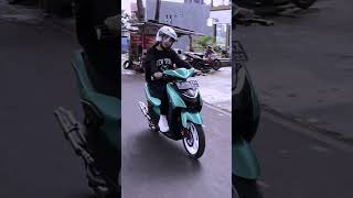 Download lagu ISTRI HAPPY DAPET MOTOR BARU #shorts mp3
