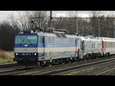 Prechod vlaku EC 130 Báthory s 362.011 cez Sekule