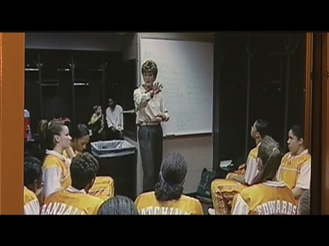Pat Summitt being remembered at Basketball Hall of Fame