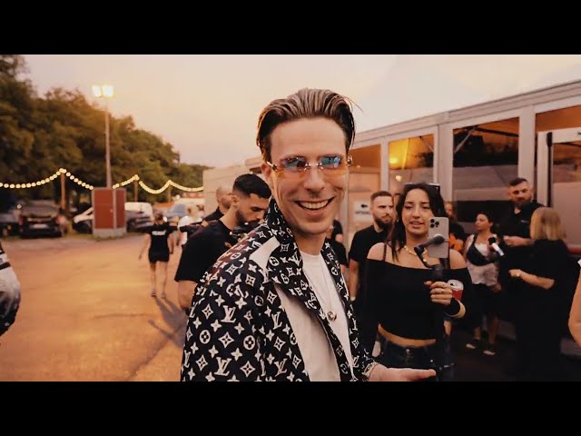 Yeah von Dimitri Vegas & Like Mike & W & W & Marnik ((jetzt ansehen))