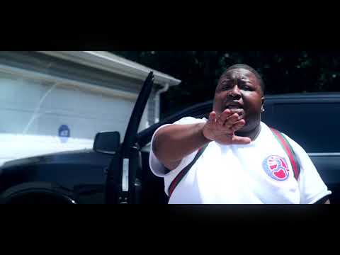 Lil Chris - Stuck With Me