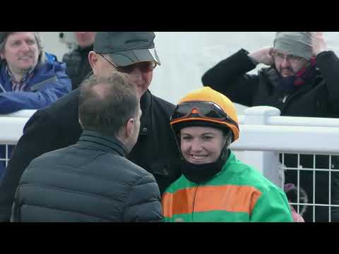 Blinkers   dostihový magazín 10. 4. 2022