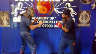 preview picture of video 'simply Jeet Kune Do (Birmingham, West Bromwich, Walsall, Woverhampton, Leicester, staffordshire'