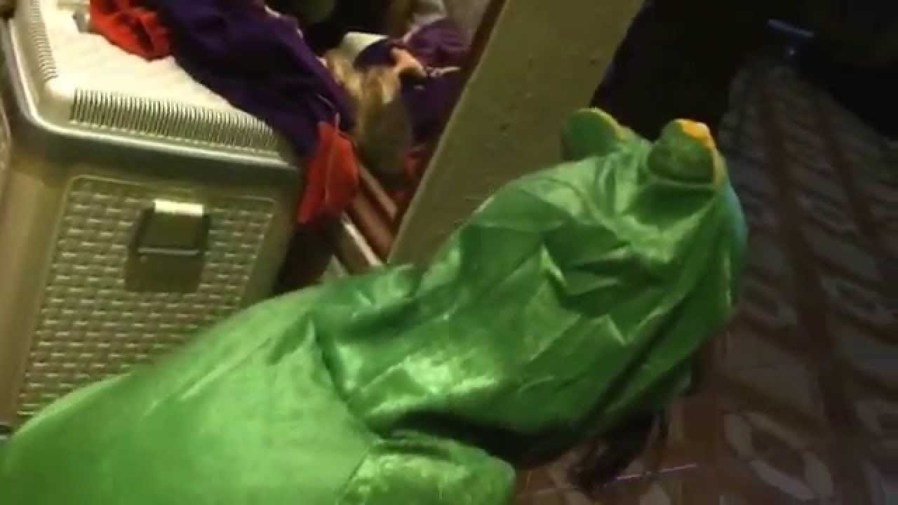 Frog jump new costume