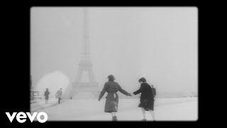 Musik-Video-Miniaturansicht zu Noël à Paris Songtext von Charles Aznavour