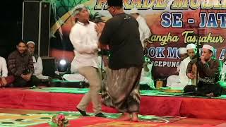 preview picture of video 'Festival Tari Zafin Dan Parade Gambus Milad 25 Tahun Pondok Modern Al-Barokah Nganjuk'