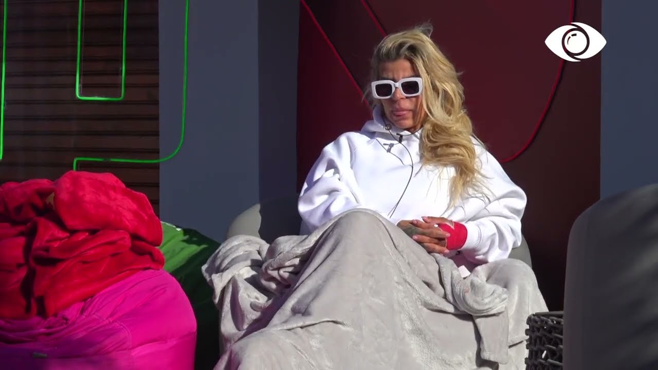 Nuk jam ndjerë mirë nga ca komente/ Valbona bisedon me Bledin