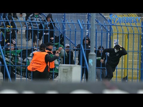 Próba skrojenia flagi GKS-u Bełchatów w Chorzowie (25.05.2015 r.)