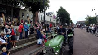 preview picture of video 'Diekdagen Middelharnis 2014 Oude tractoren'