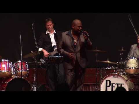 I saw her standing there - The Voyagers feat. Butch Williams