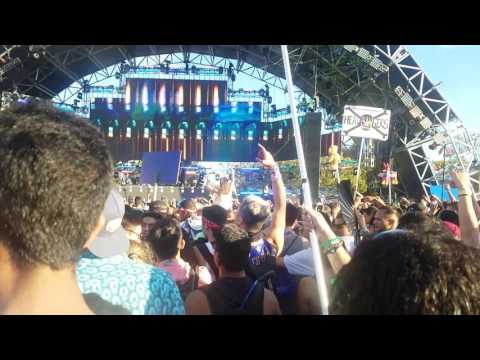 Slander x Kayzo - ID (LIVE)