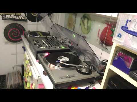 Crucial  Featuring Flip Da Scrip ‎– Hey Now! (Smooth Remix)