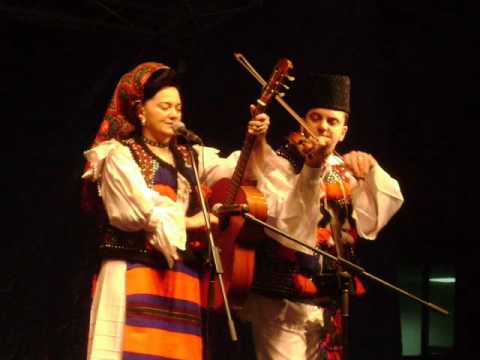 Florentina si Petre Giurgi - Sa ma vad codrule-n tine