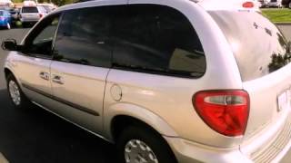 preview picture of video '2004 Chrysler Town Country Milwaukee WI'