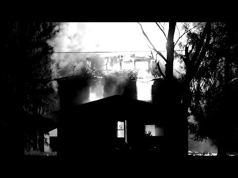 Deemust - Fuego (Official Lyric Video)