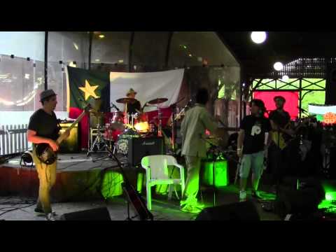 Los Lacrimogenos - 01 NoNecessitamoBanderas 01