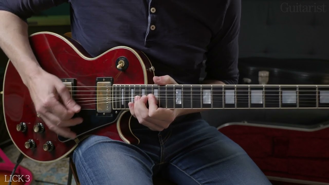 Blues Headlines: Carlos Santana Style - YouTube