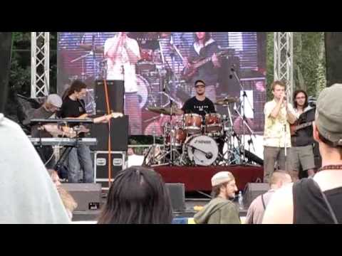 Bug'n'Dub - Latino - live at Žízníkov 2009