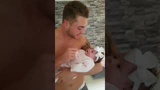 Download lagu Kyran 23yr and Neely age 4weeks mp3 Download lagu Kyran 23yr and Neely age 4weeks mp3