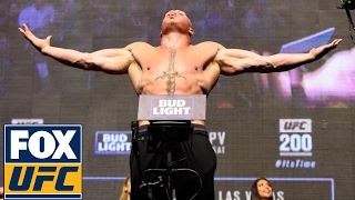 Brock Lesnar vs Mark Hunt  Weigh-In  UFC 200