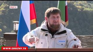 Рамзан Кадыров провел расширенное совещание в селении Ведучи 