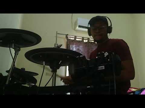 Fdt jamming to the groove - Drum cover