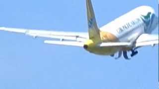 preview picture of video 'Cebu Pacific A320 Takeoff From Puerto Princesa City'