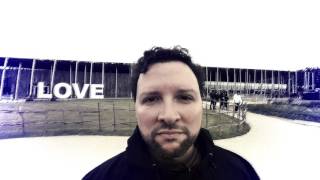 Valentine&#39;s Day, Sarantos Uncut - the real story behind the music!