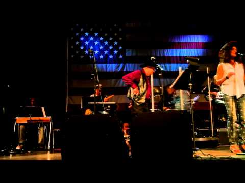 Waltz Across Texas, Charley McCoy, Tamra Rosanes, Wayne Moss