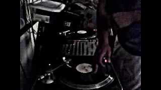 She Said-Ludacris(live on vinyl, regular speed)