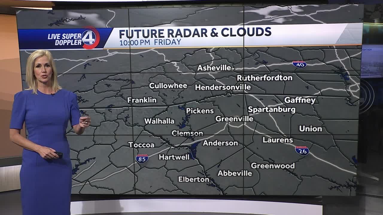 Latest on winter weather hitting the Carolinas