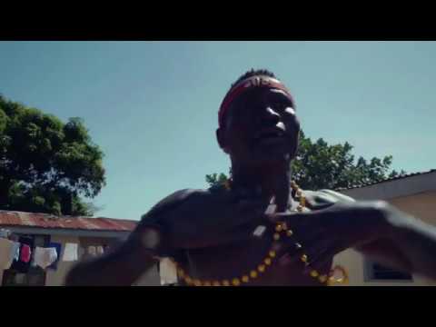 KERERE DANCE VIDEO by Black scarf Manyi