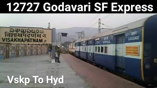 preview picture of video '12727/Godavari SF Express గోదావరి సూపర్‌ఫాస్ట్ ఎక్స్‌ప్రెస్ गोदावरी सुपरफास्ट एक्सप्रेस'