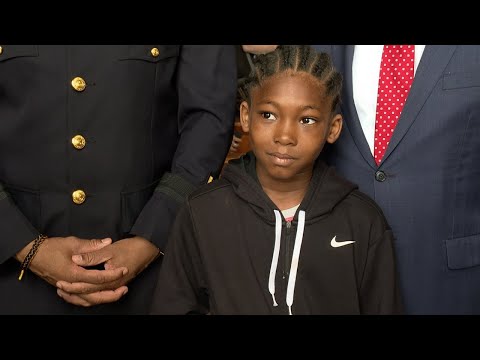 Boy Honored For Getting Help For Mom Having A Seizure