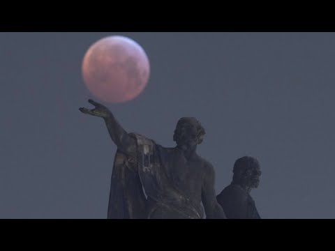 The red supermoon