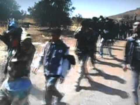 لواء الكرامة يأسر ضابط برتبة مقدم مع 40 عسكري من قوات النظام  في تل الجموع في درعا