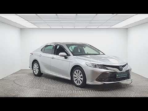 Toyota Camry Hybrid Auto - Image 2