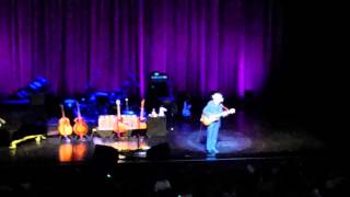 Elvis Costello unplugged I Madison Wisconsin