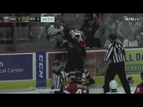 Brandon Baddock vs Riley Barber