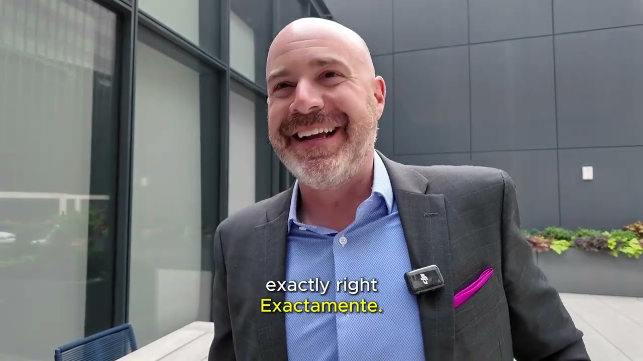 John Strong, a punto de comentar la final soñada.