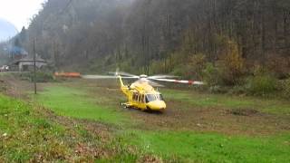 preview picture of video '18/11/2013 Varallo decollo elicottero elisoccorso'