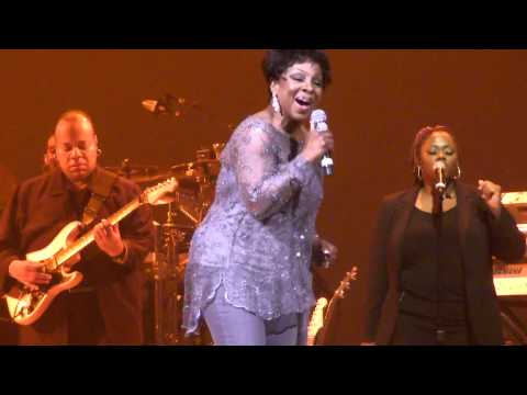 Gladys Knight - Make yours a happy home
