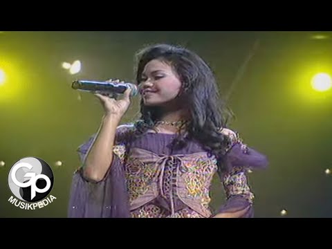 Ika - Tanyakan Pada Bulan (Official Music Video)